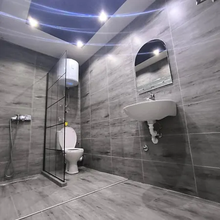 Garden Of Dreams - Duplex Apartment *